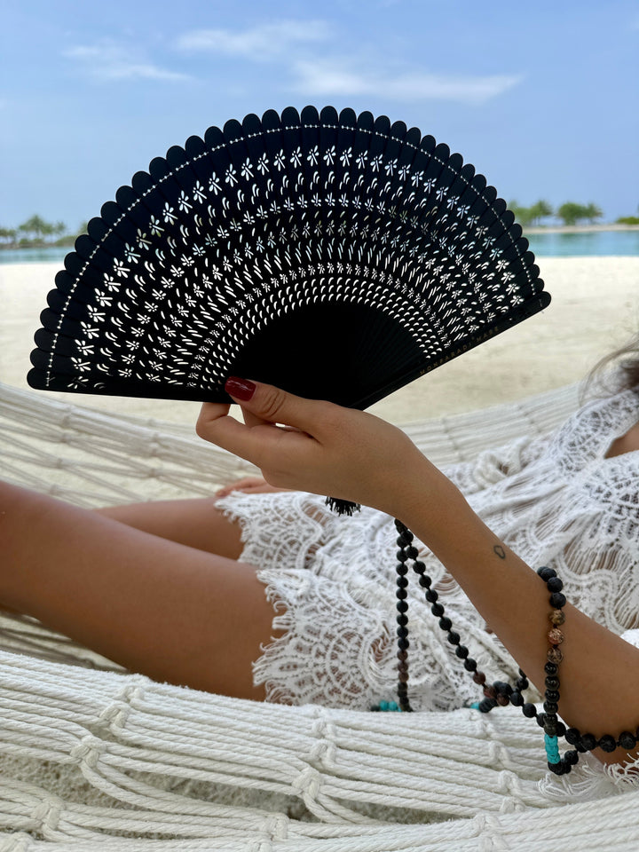 Black Bamboo Fantastique Fan - GLAM MODA