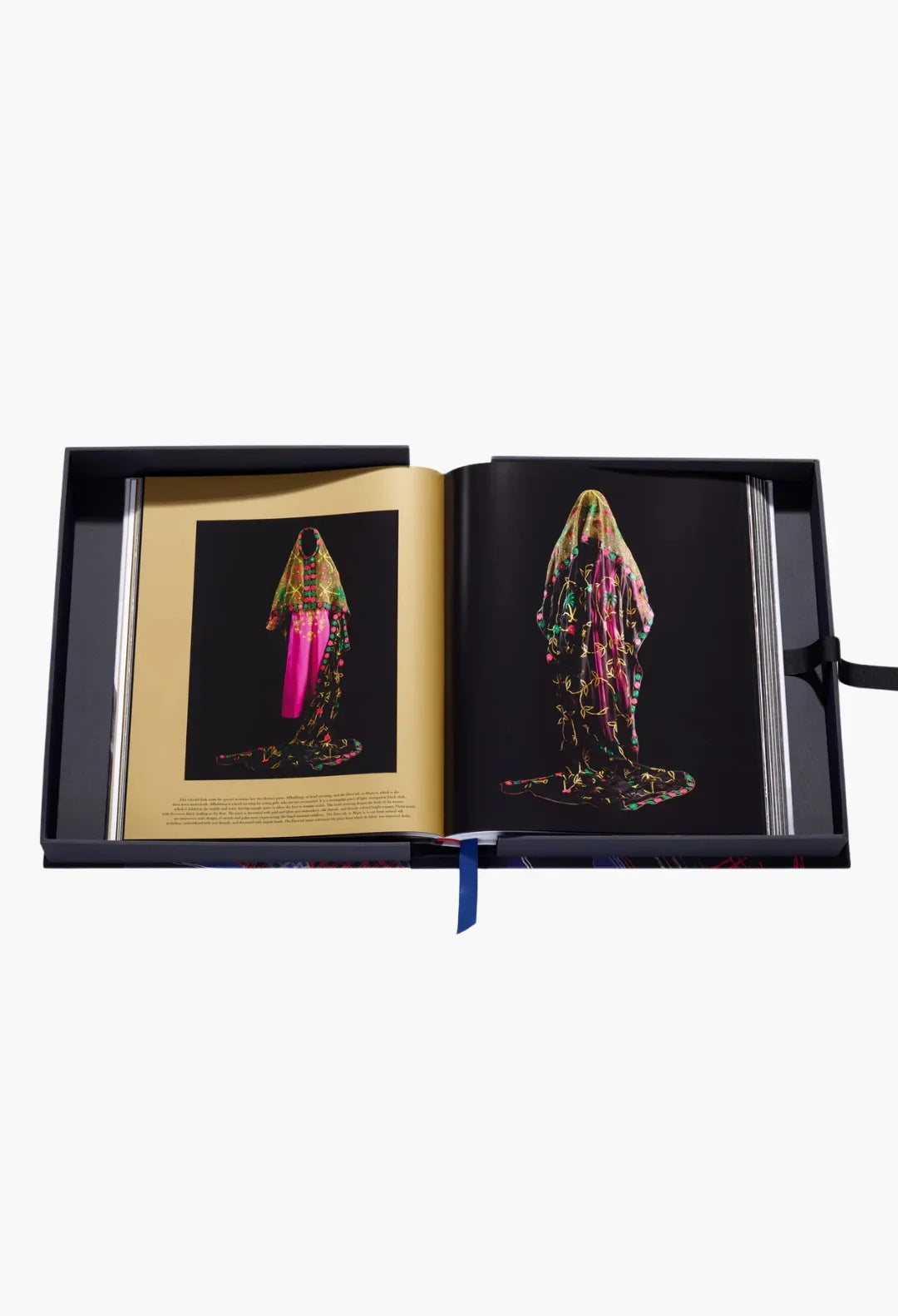 Costumes of Saudi Arabia, A Heritage of Fashion