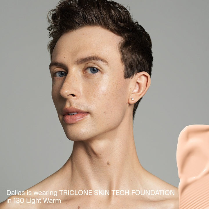130 Light Warm - Triclone™ Skin Tech Medium Coverage Foundation - GLAM MODA