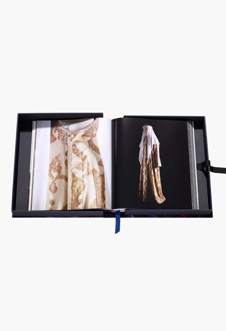 Costumes of Saudi Arabia, A Heritage of Fashion