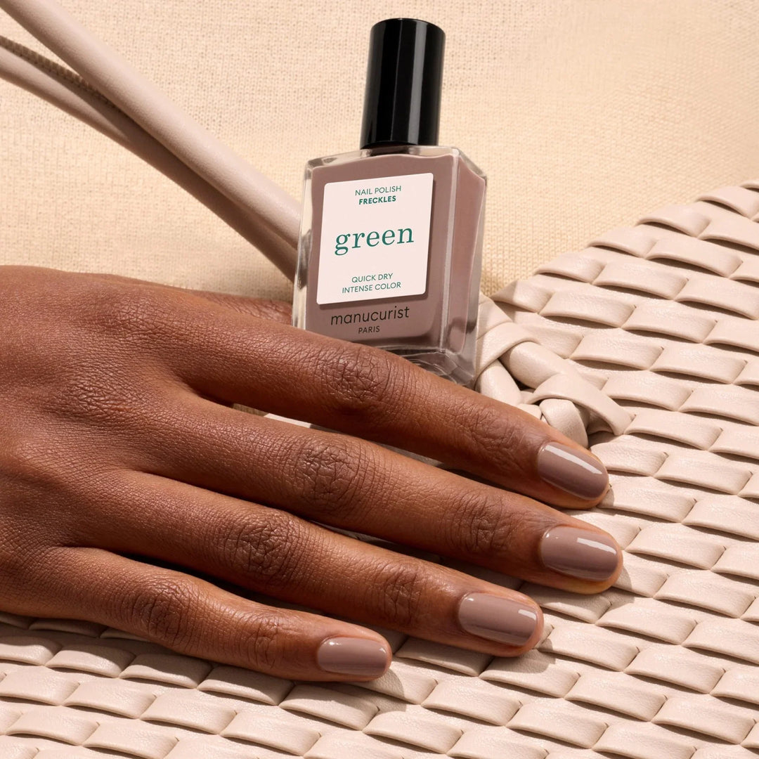 Still working on it - Nail Polish Green - GLAM MODA