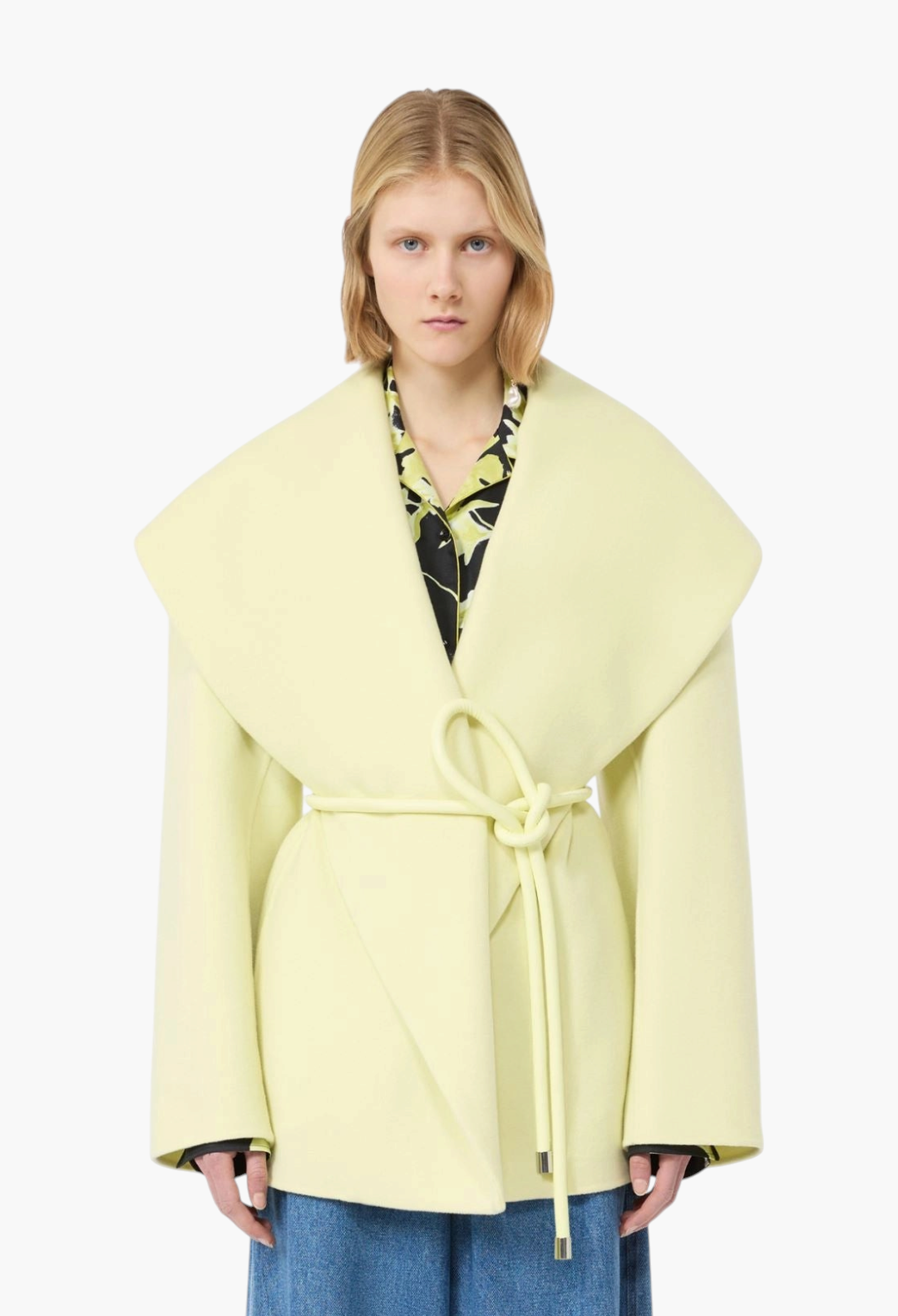 GLAM MODA pale yellow pure virgin wool jacket with a wide shawl collar and a tubular coated jersey waist belt