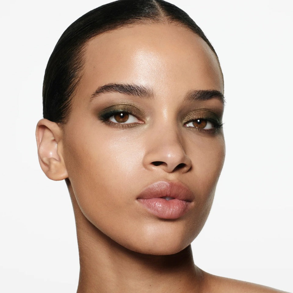 Eye Wardrobe - Multi-Finish Eyeshadow Palette - GLAM MODA