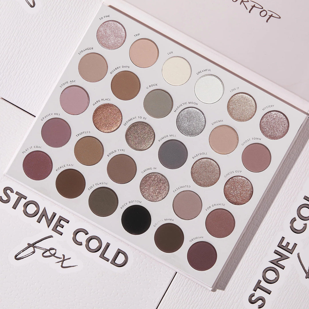 Stone Cold Fox - Cool-toned Eyeshadow Palette - GLAM MODA