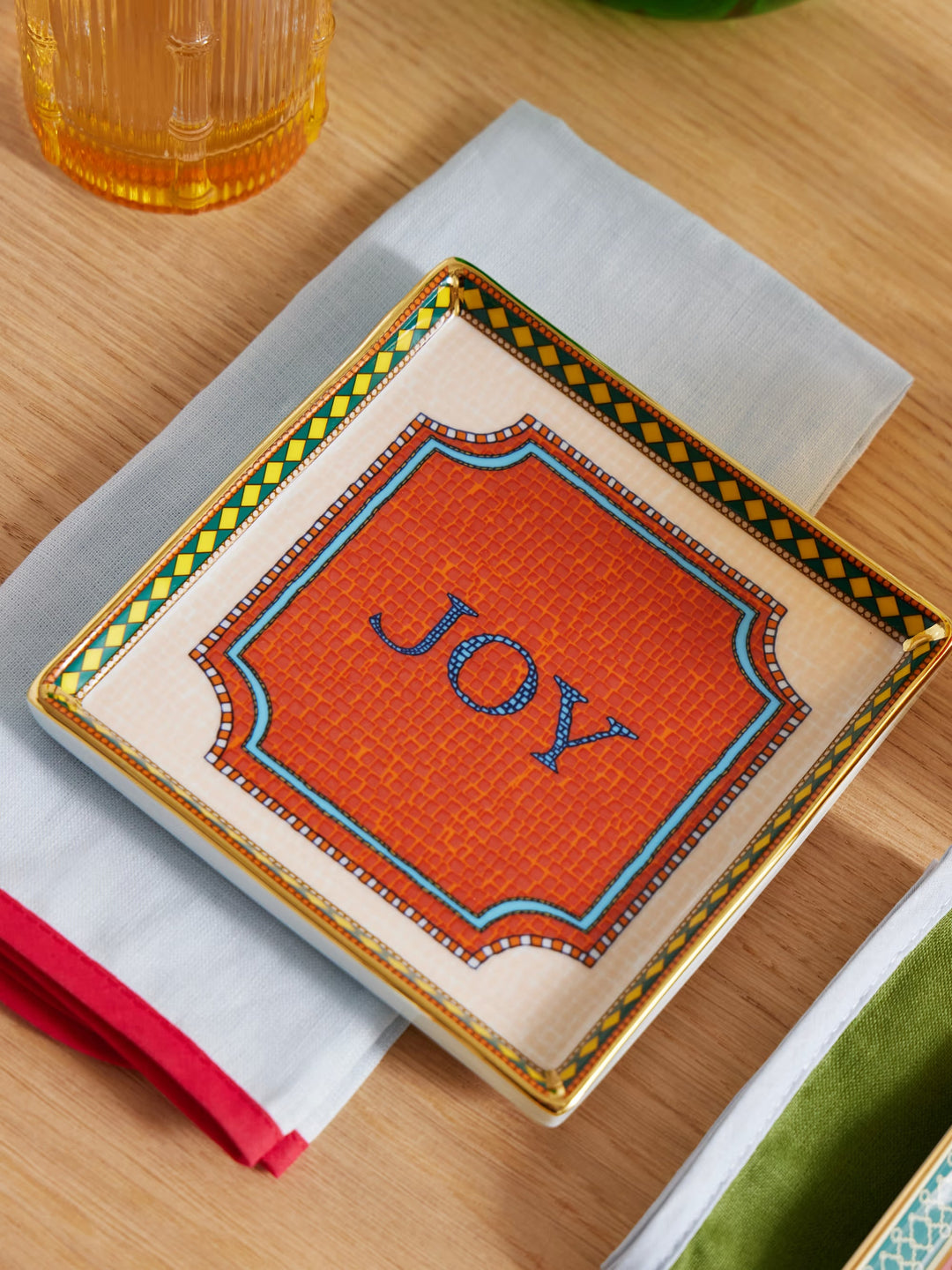 Mini Gold-Plated Porcelain Tray - GLAM MODA
