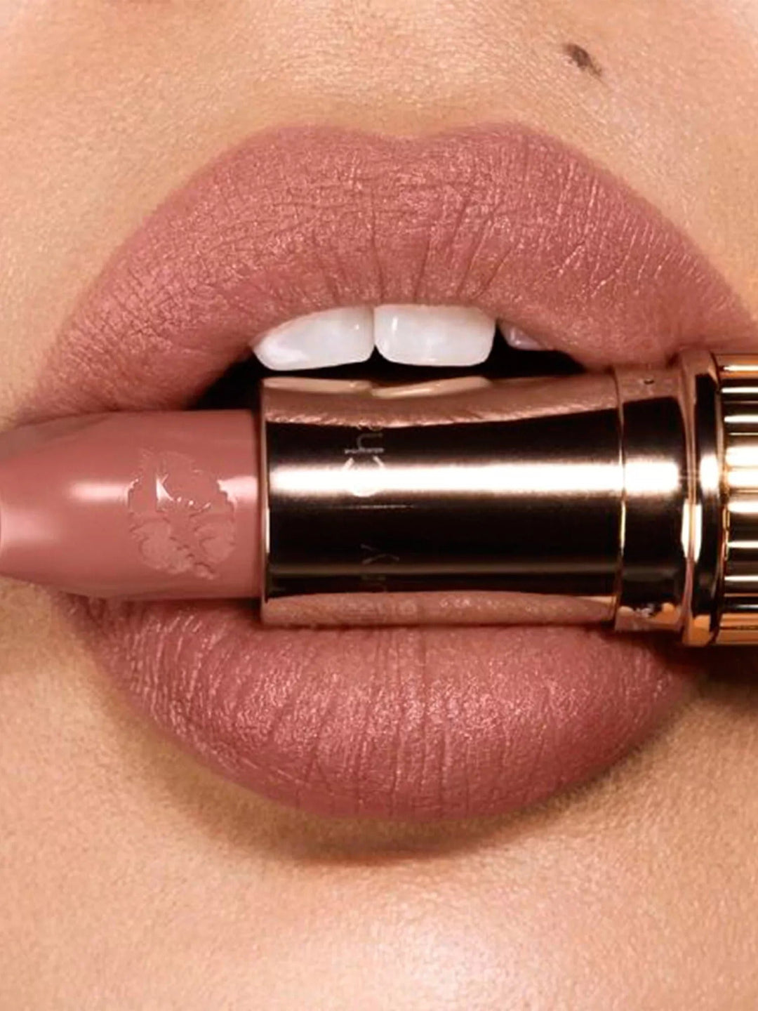 Hot Lips Electric Poppy - GLAM MODA