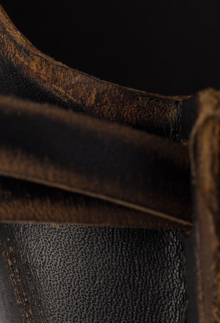 Black/Tan - Antiqued Leather Pumps - GLAM MODA