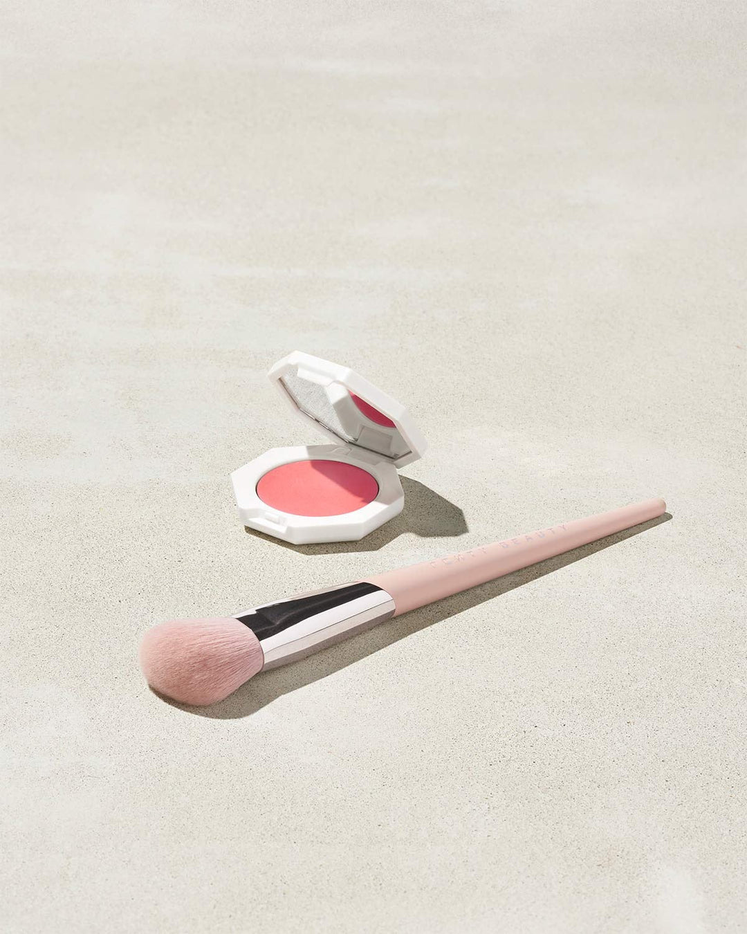 Cheeks Out Freestyle Cream Blush - 3g - GLAM MODA