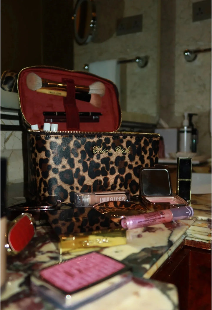 Rich Ritual Vanity Bag – Leopard