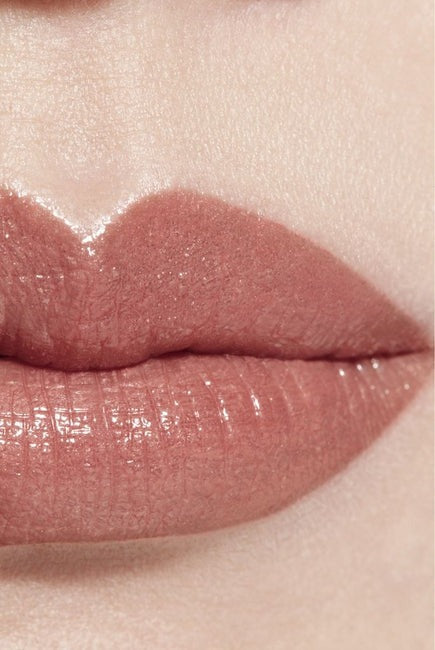 À Demi-Mot 196 - Rouge Allure Lipstick - GLAM MODA