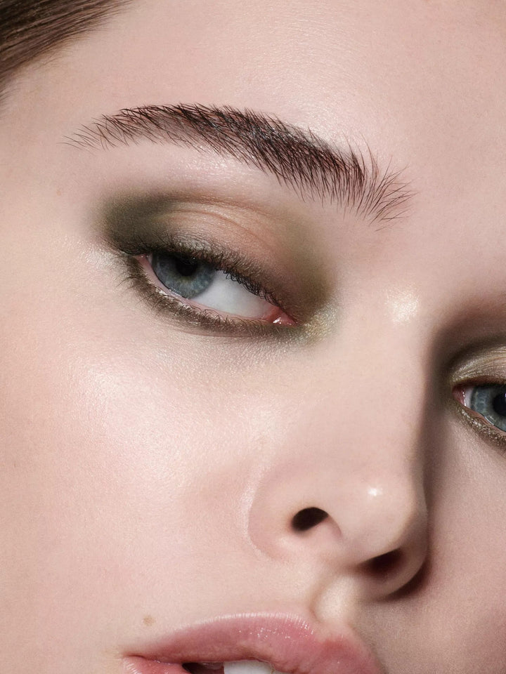Eye Wardrobe Refillable Eyeshadow Palette - GLAM MODA