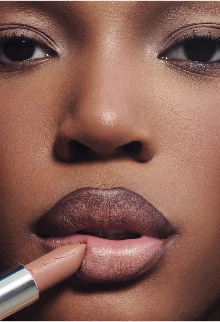 Lip Combo by @QuenBlackwell