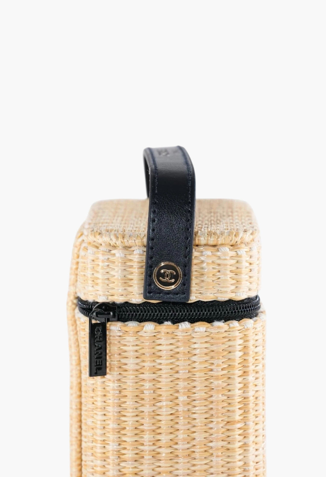 Chanel Pouch Makeup Set Limited 2026 Basket Pouch Summer Collection - Les Beiges Healthy Glow Summer Essentials - GLAM MODA