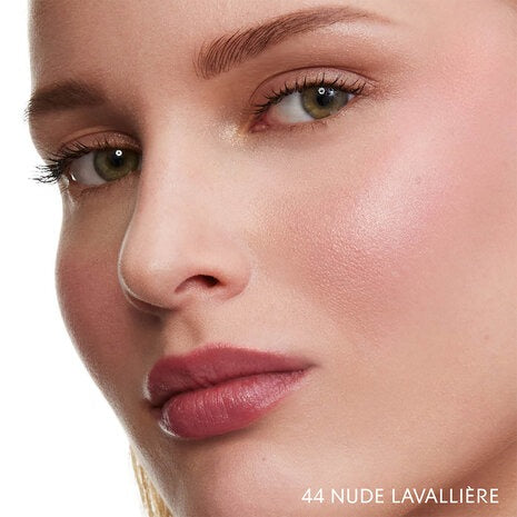 Make Me Blush Bold Blurring Blush - GLAM MODA