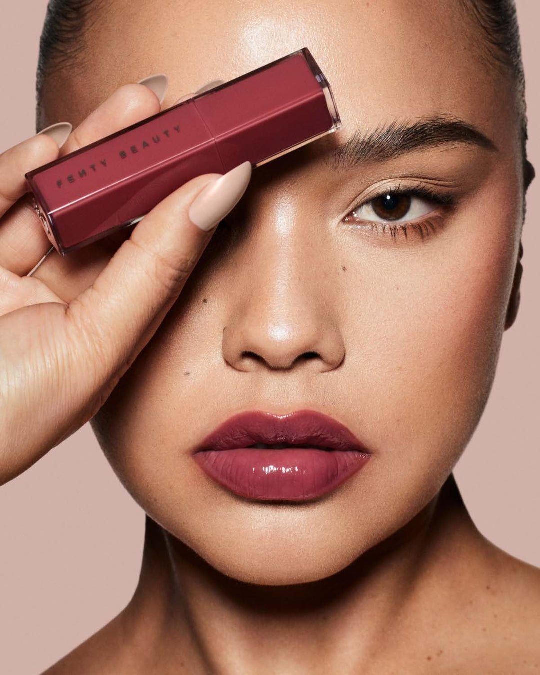 Riri -  Gloss Bomb Stick - GLAM MODA