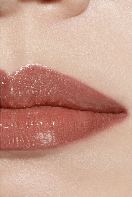 Rouge Coco Baume Shine Hydrating Beautifying Tinted Lip Balm - GLAM MODA