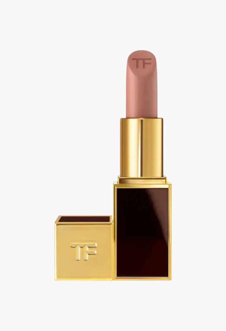 Runway Matte Lipstick Color with Hydrating, 12H Longwear - GLAM MODA