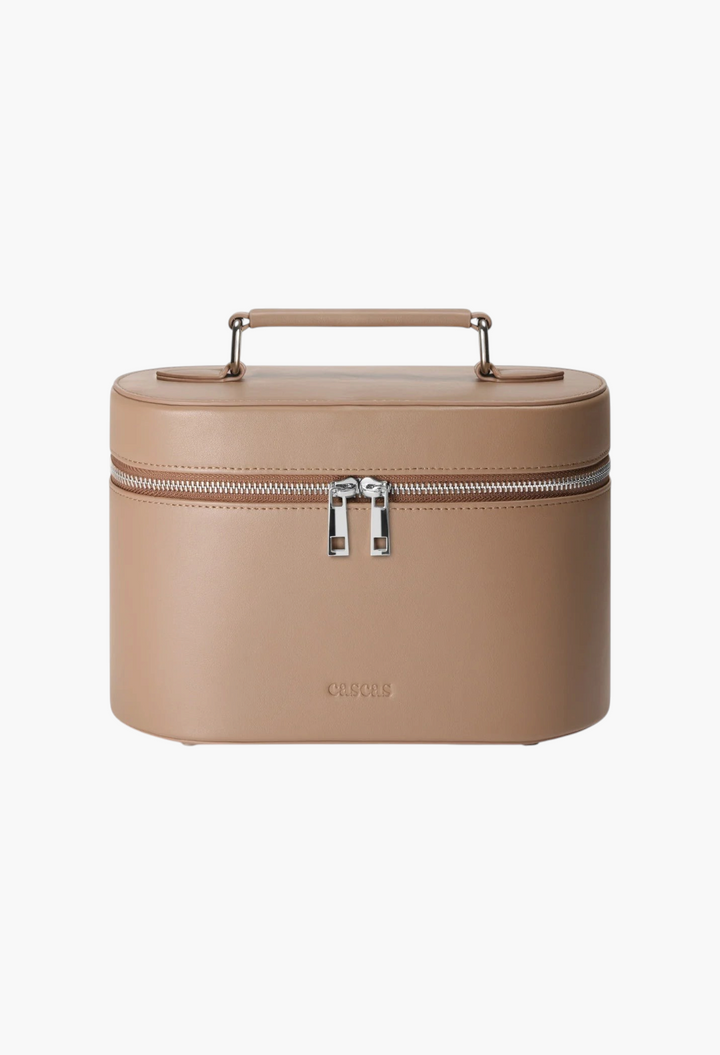 GLAM MODA espresso brown oval vegan leather vanity case with silver hardware and top handle