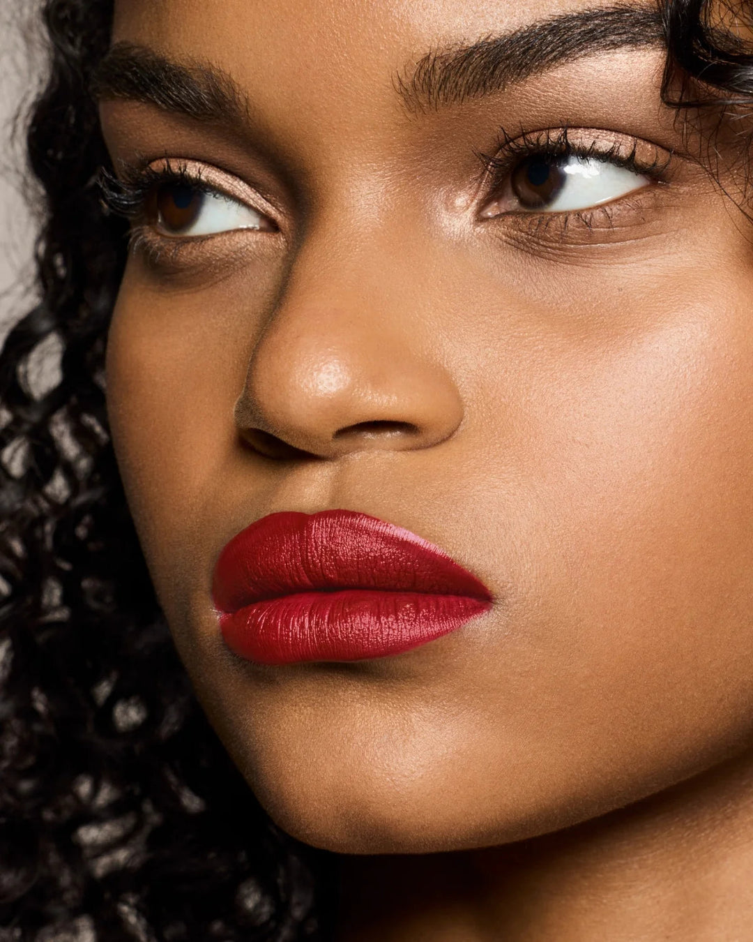Stunna Lip Paint Longwear Fluid Lip Color - GLAM MODA