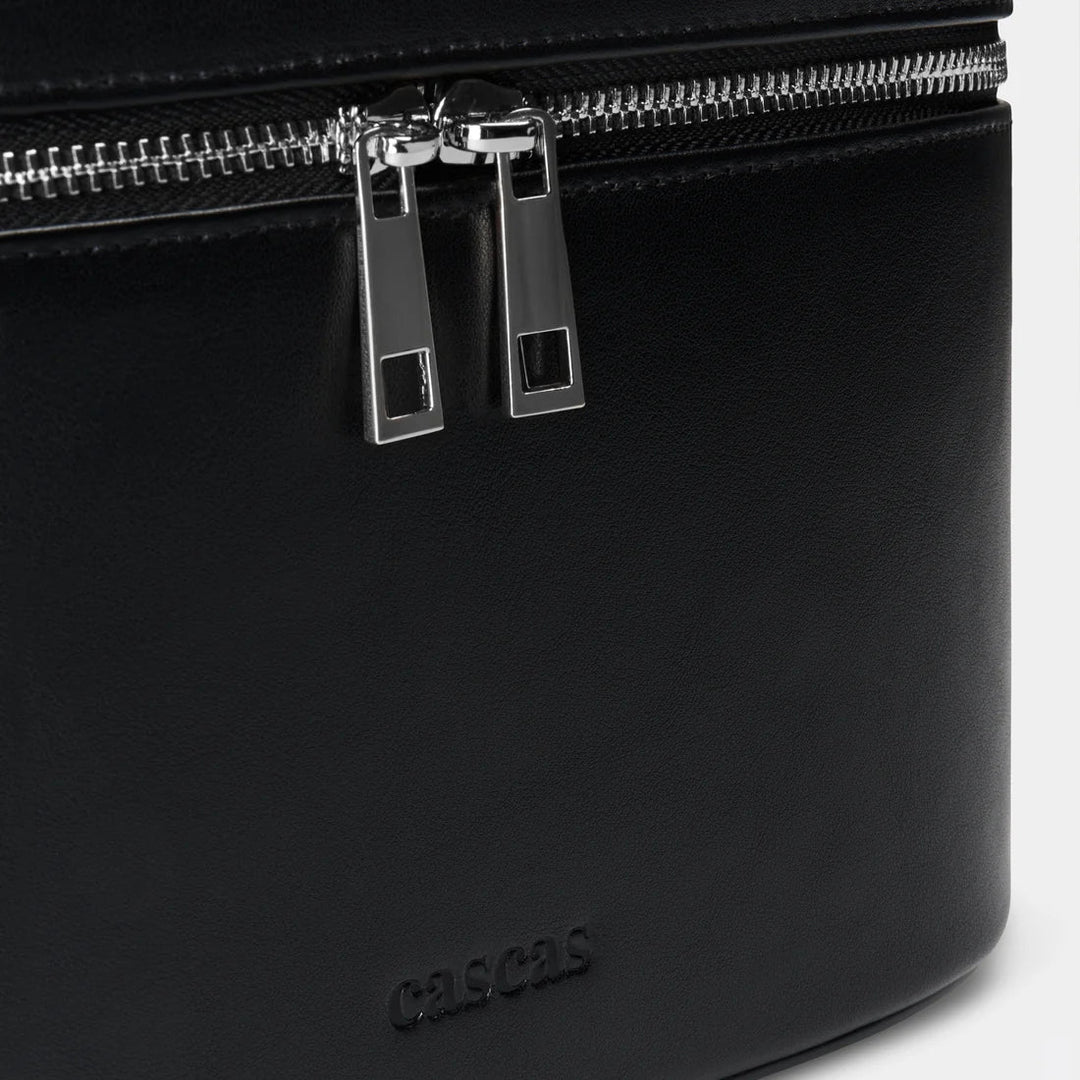 Vanity Case makeup bag detail view