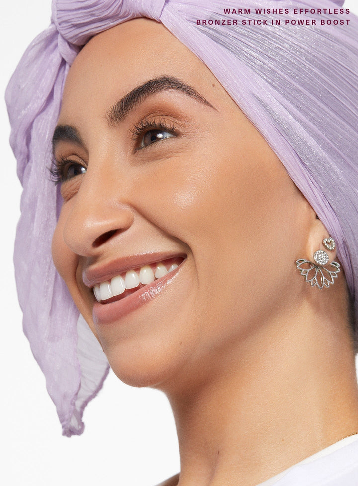 Warm Wishes Effortless Bronzer Stick - GLAM MODA