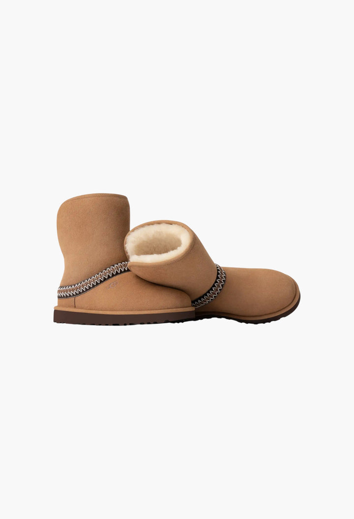 Women's Classic Short Crescent Boot - GLAM MODA
