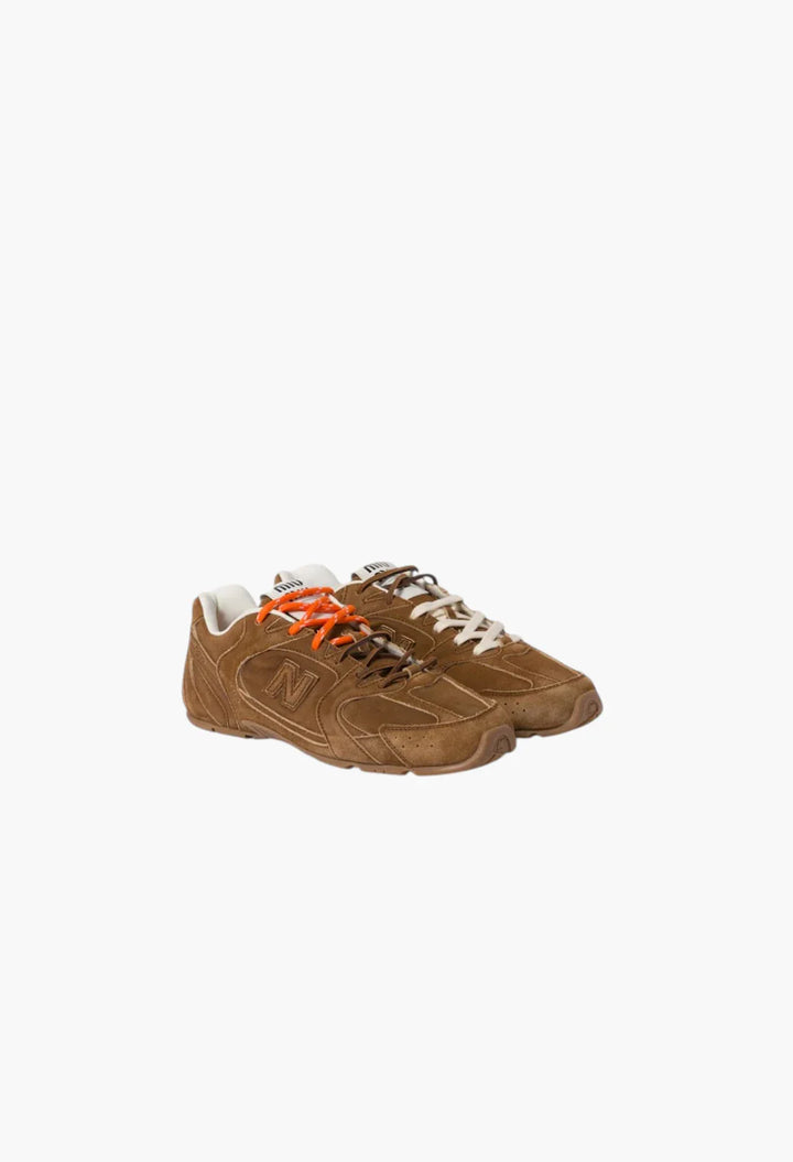 Cinnamon - New Balance X Miu Miu 530 SL Suede Sneakers