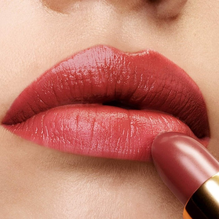 Runway Matte Lipstick Color with Hydrating, 12H Longwear - GLAM MODA