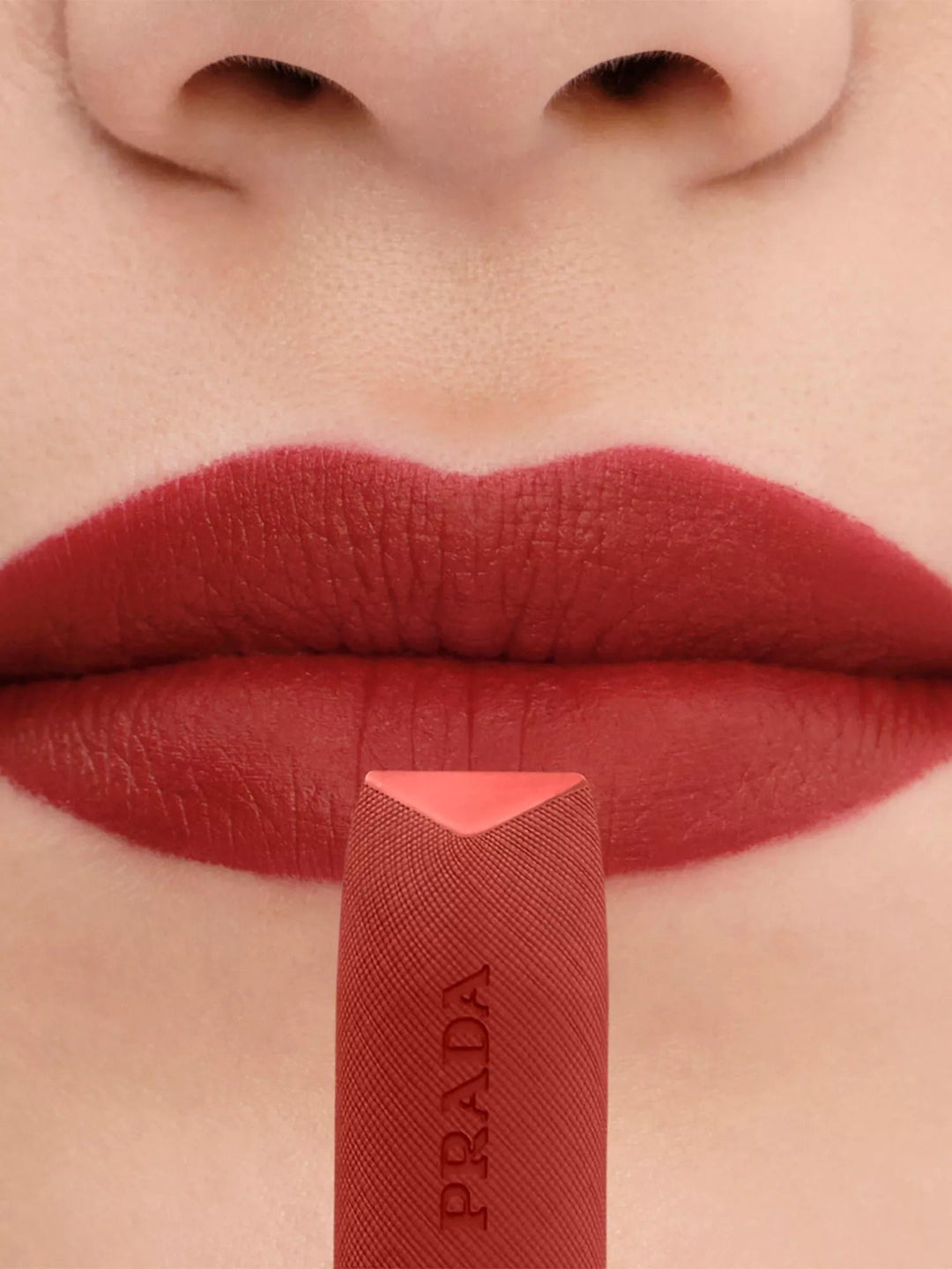 Hyper Matte Monochrome Refillable Lipstick 3.8g - GLAM MODA