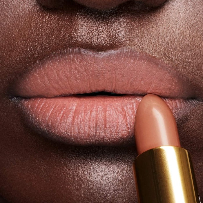 Runway Matte Lipstick Color with Hydrating, 12H Longwear - GLAM MODA