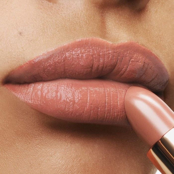 Runway Matte Lipstick Color with Hydrating, 12H Longwear - GLAM MODA