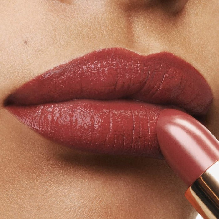 Runway Matte Lipstick Color with Hydrating, 12H Longwear - GLAM MODA