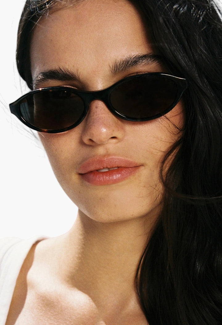 The Meg - GLAM MODA