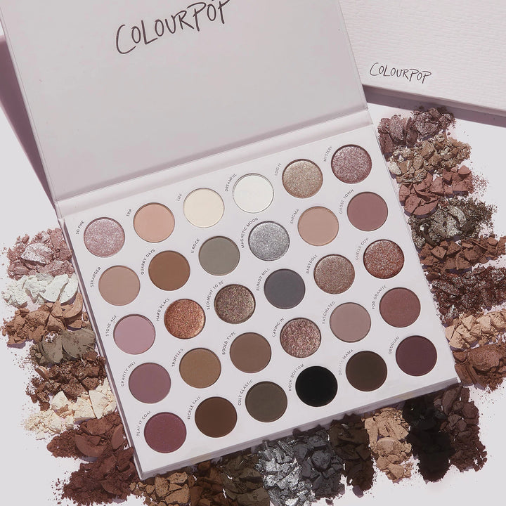 Stone Cold Fox - Cool-toned Eyeshadow Palette - GLAM MODA