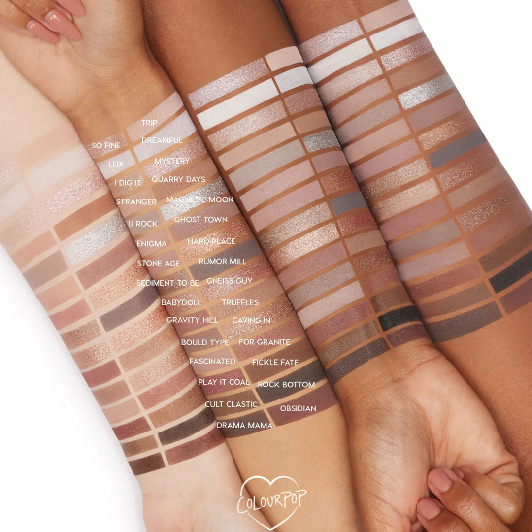 Stone Cold Fox - Cool-toned Eyeshadow Palette - GLAM MODA