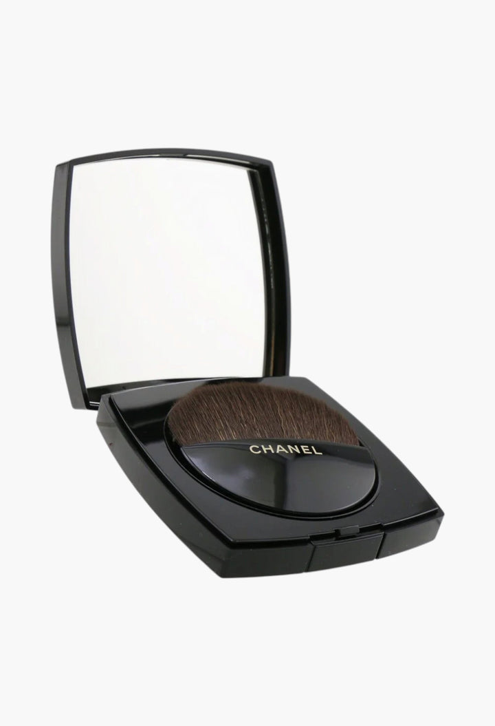 Chanel Les Beiges Healthy Glow Sheer Powder - GLAM MODA