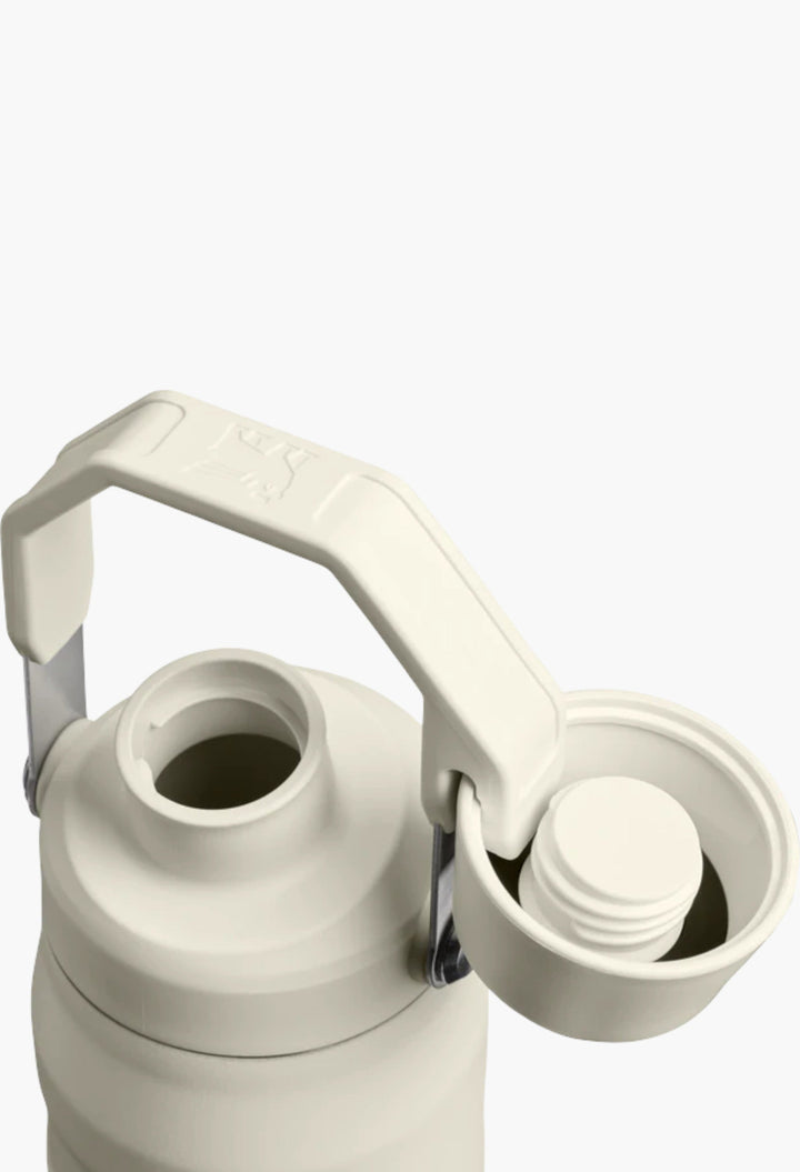 IceFlow™ Bottle with Fast Flow Lid - GLAM MODA