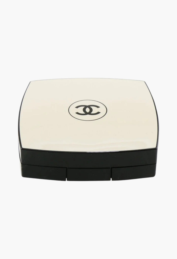Chanel Les Beiges Healthy Glow Sheer Powder - GLAM MODA