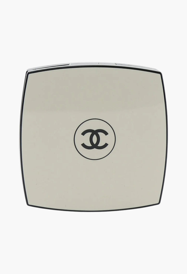 Chanel Les Beiges Healthy Glow Sheer Powder - GLAM MODA