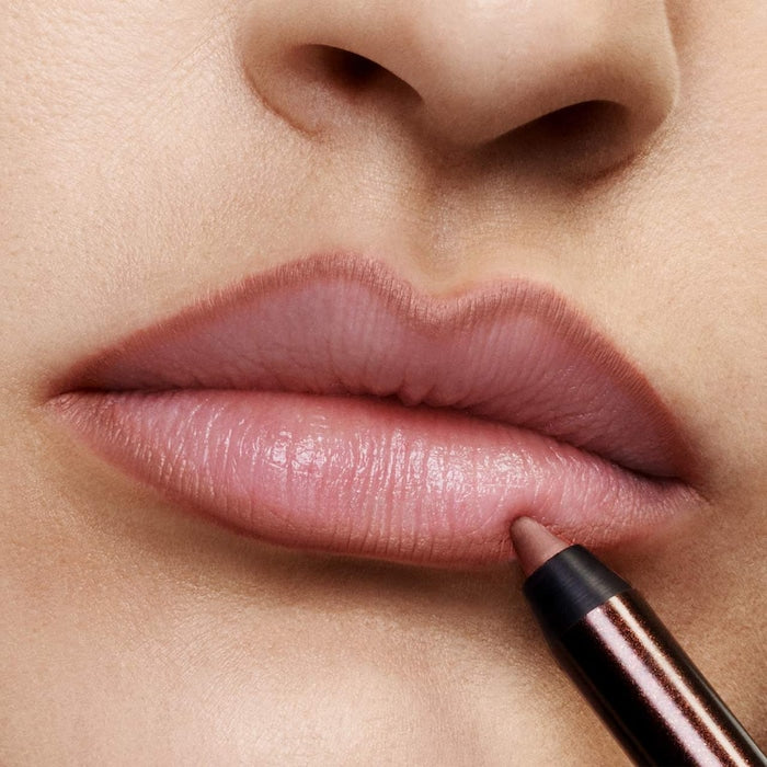 Runway Matte Lip Liner Pencil for Sculpted Definition - GLAM MODA