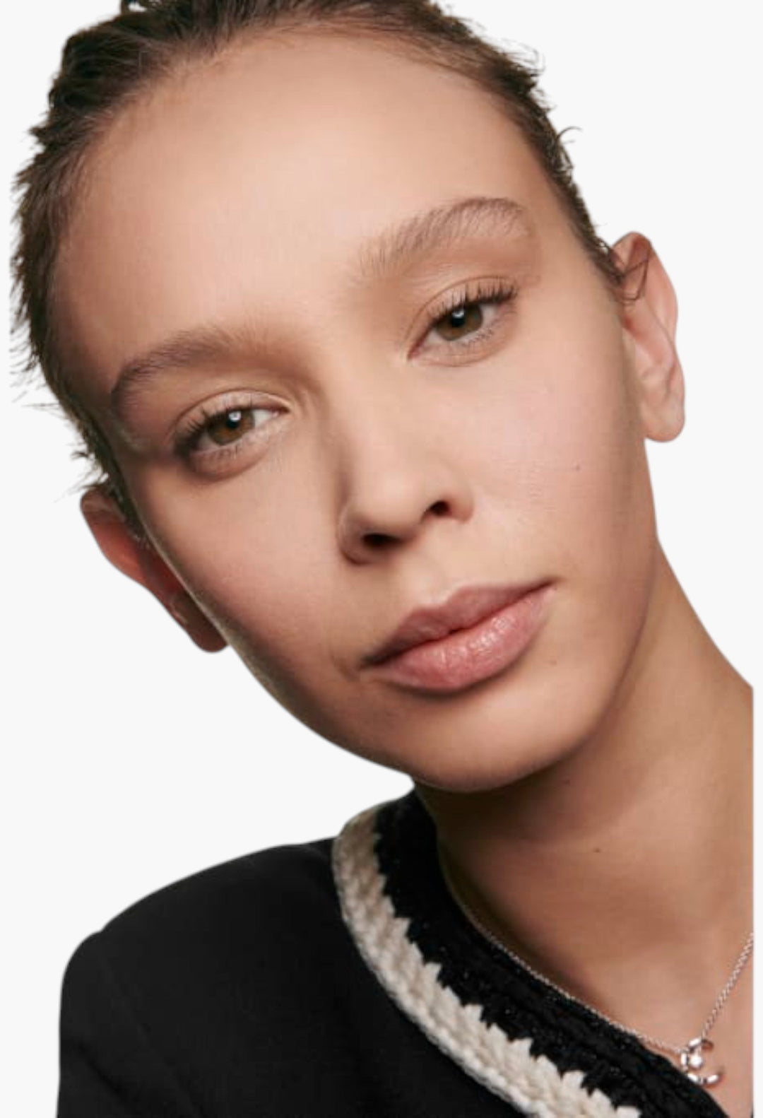 Chanel Les Beiges Healthy Glow Sheer Powder - GLAM MODA