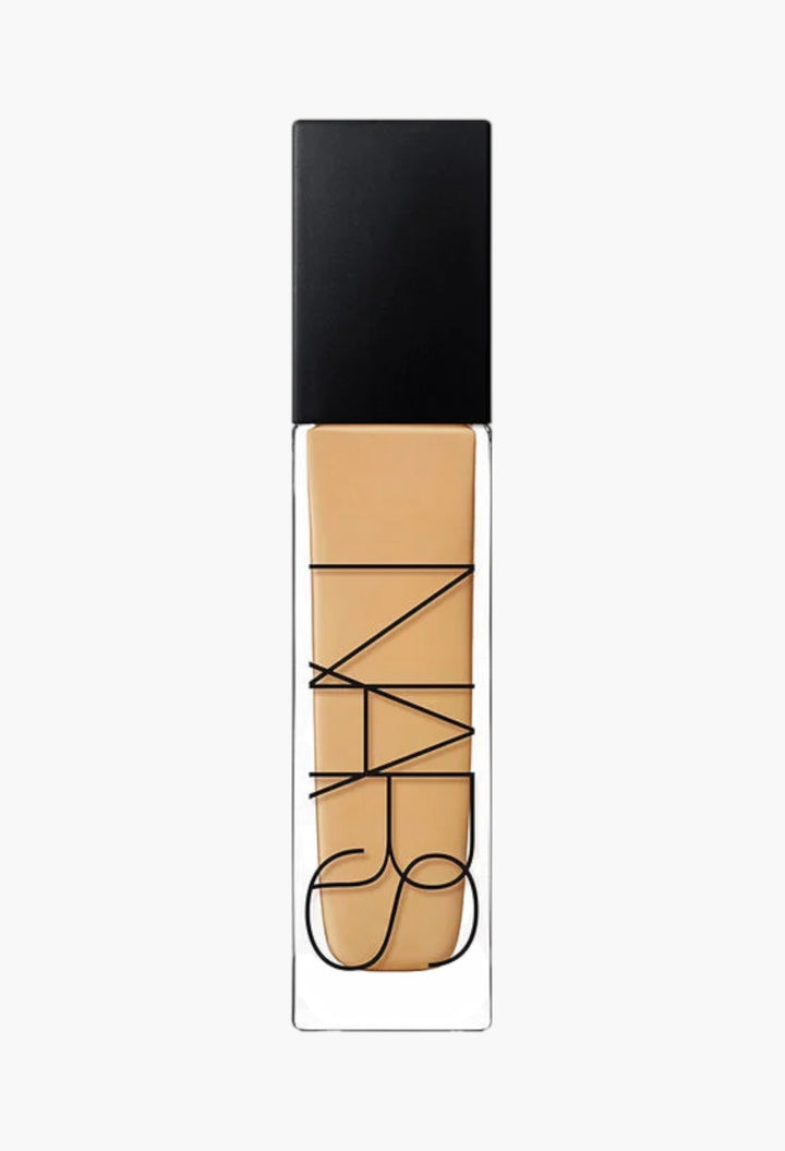 Stromboli - Natural Radiant Longwear Foundation - GLAM MODA