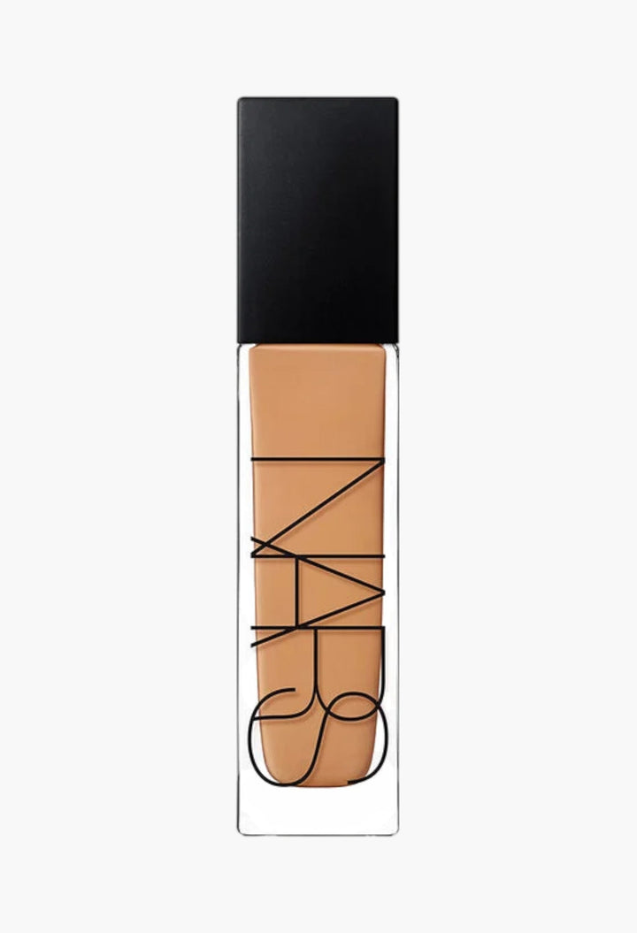 Huahine - Natural Radiant Longwear Foundation - GLAM MODA