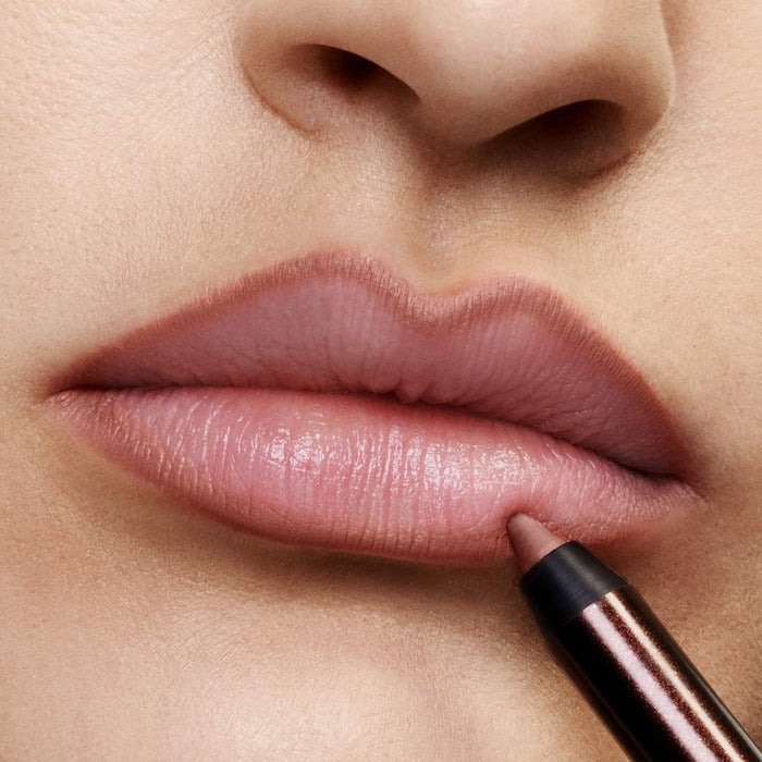 Runway Matte Lip Liner Pencil for Sculpted Definition - GLAM MODA